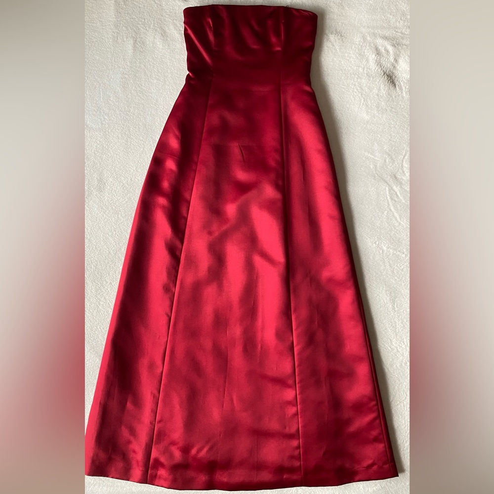 Nicole Miller Strapless Red Satin Evening Gown Crimson Formal Maxi Dress - Picture 6 of 15